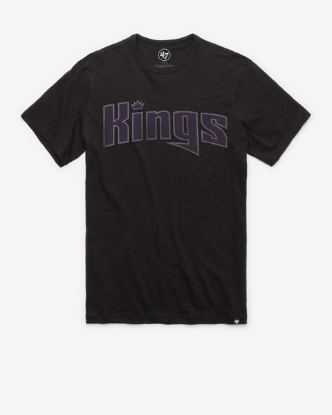 SACRAMENTO KINGS HARDWOOD CLASSICS GRIT WORDMARK '47 SCRUM TEE