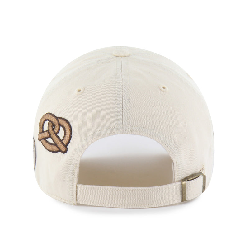 PHILADELPHIA PHILLIES BADGES '47 CLEAN UP
