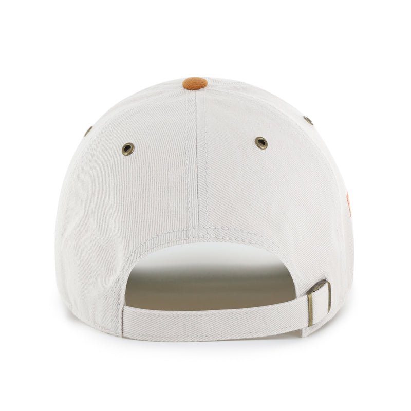 TEXAS LONGHORNS OVAL STACK '47 CLEAN UP PINCH FRONT