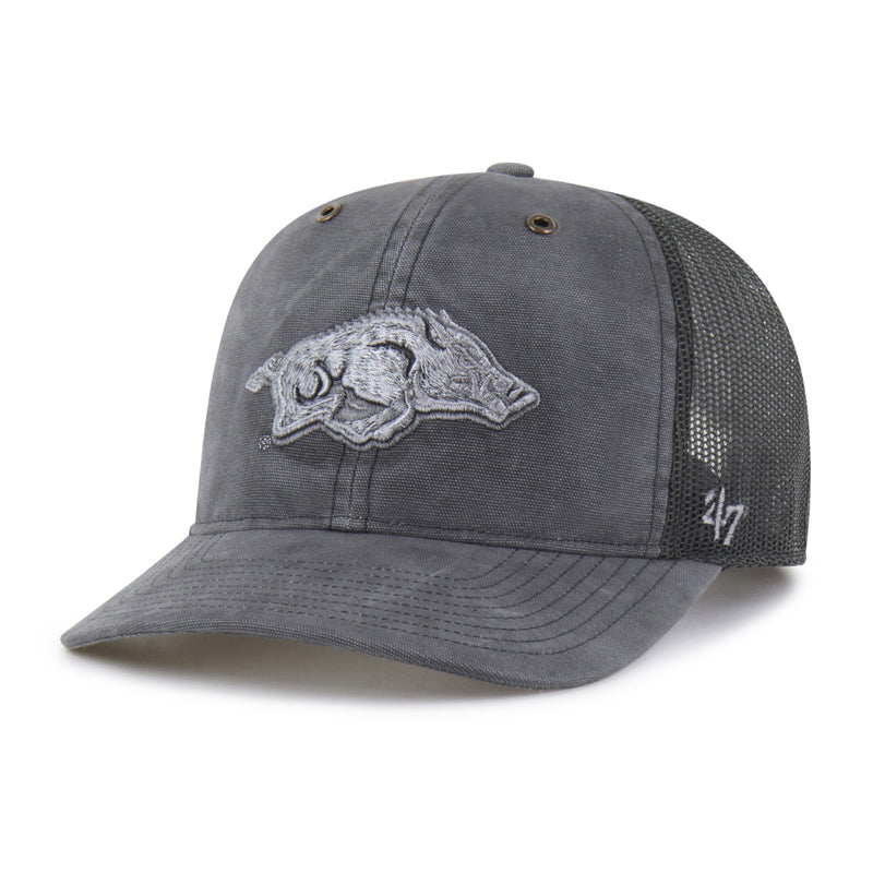 ARKANSAS RAZORBACKS CARHARTT DYED '47 TRUCKER RF RELAXED FIT
