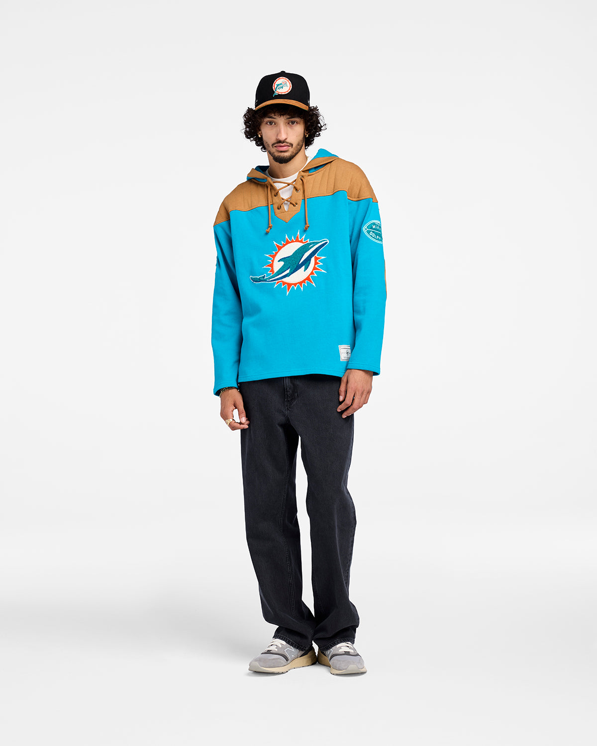 MIAMI DOLPHINS FLANNAGAN '47 WINGBACK LACER