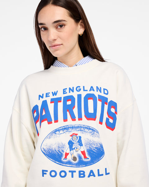 NEW ENGLAND PATRIOTS HISTORIC ARCH CLOUD '47 OVERSIZED CREW WOMENS