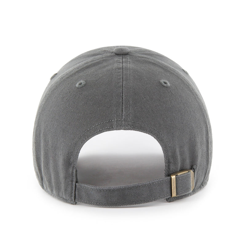DOBERMANN BASE RUNNER '47 CLEAN UP