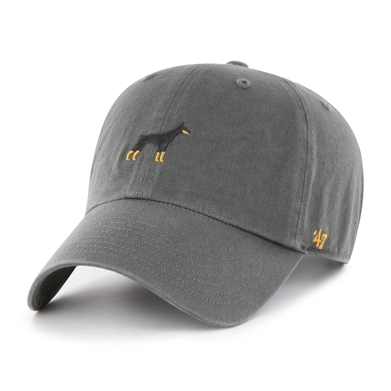 DOBERMANN BASE RUNNER '47 CLEAN UP
