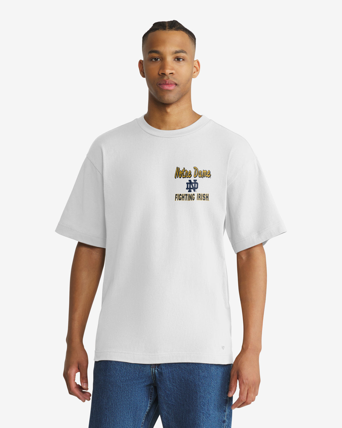 NOTRE DAME FIGHTING IRISH CAMPUS MASCOT BACKER '47 FOUNDATION TEE