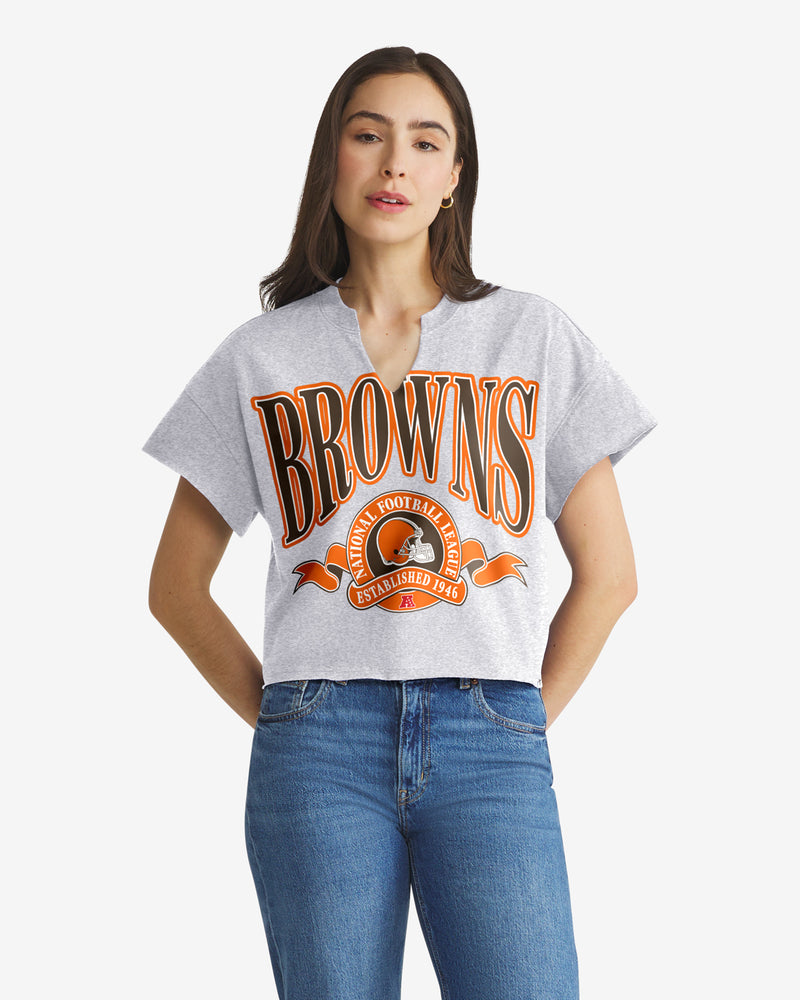 CLEVELAND BROWNS BANNERS OUT '47 OVERSIZED NOTCH NECK TEE WOMENS