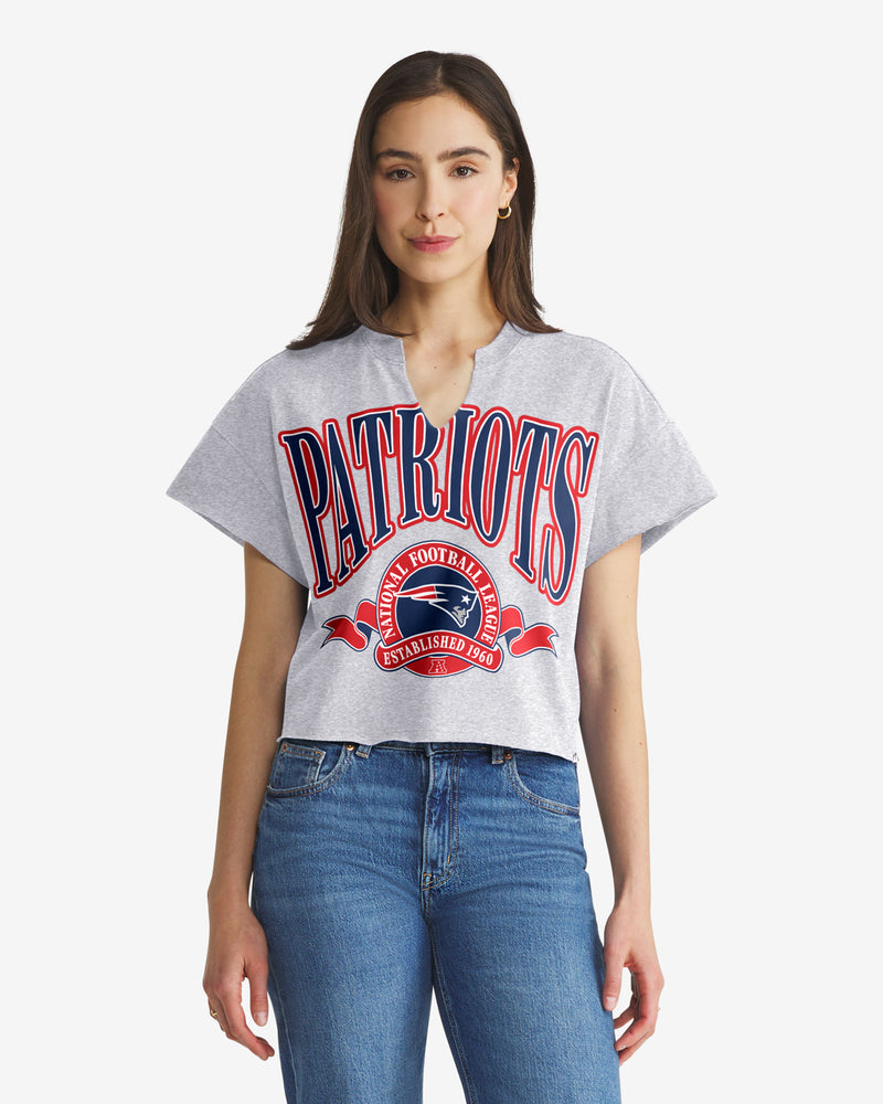 NEW ENGLAND PATRIOTS BANNERS OUT '47 OVERSIZED NOTCH NECK TEE WOMENS