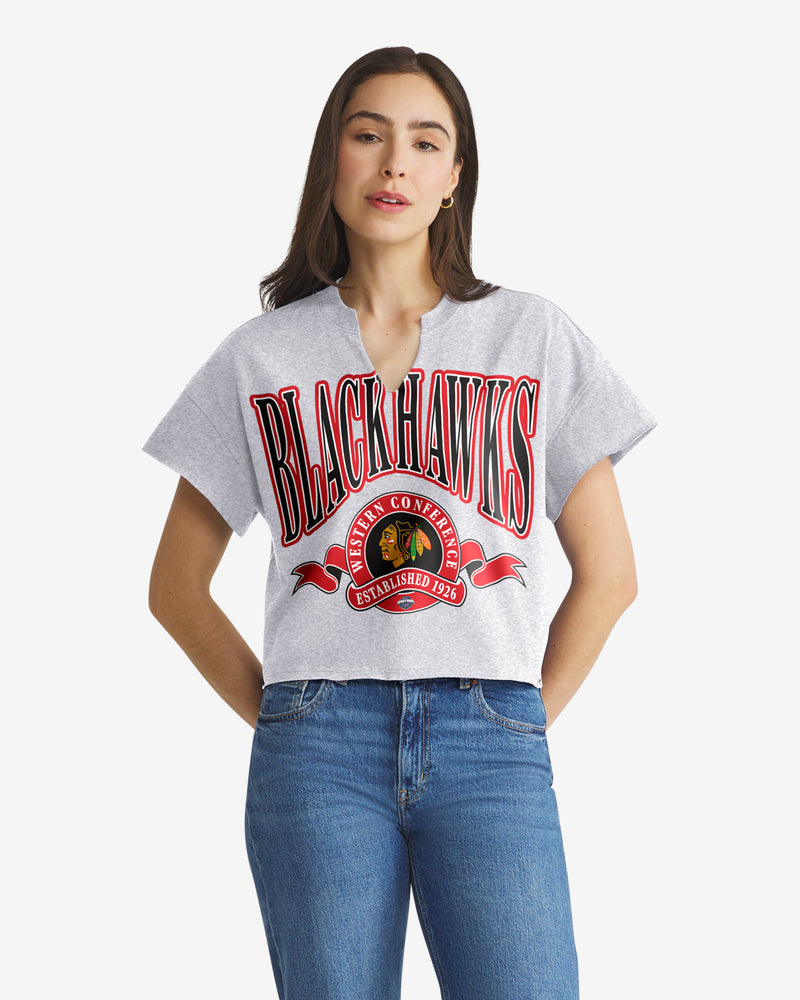 CHICAGO BLACKHAWKS BANNERS OUT '47 WOMEN'S OVERSIZED NOTCH NECK TEE