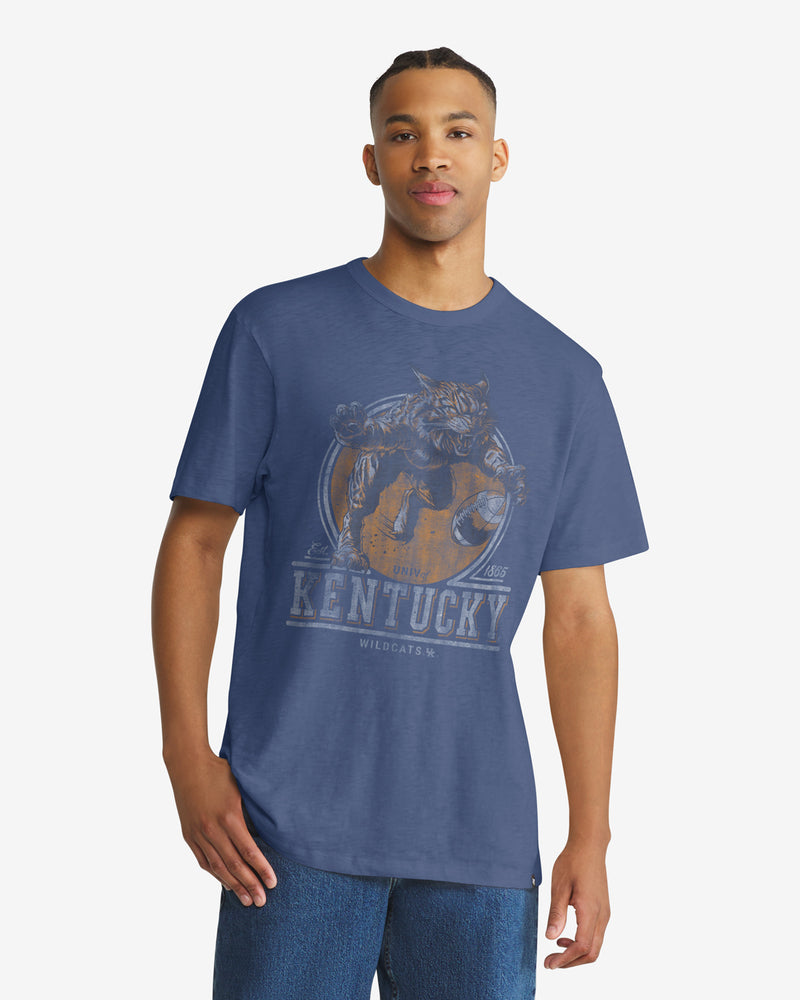 KENTUCKY WILDCATS EMBLEM MARK '47 SCRUM TEE