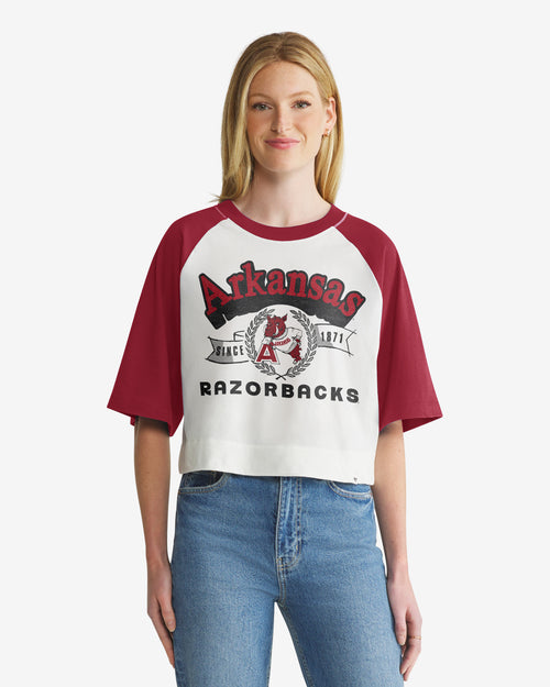ARKANSAS RAZORBACKS VINTAGE INFIELD SHIFT '47 RAGLAN CROP TEE WOMENS